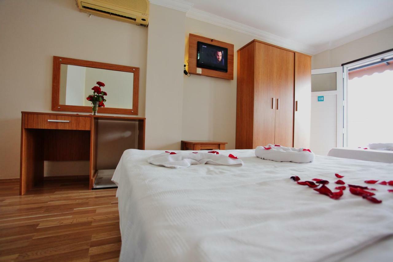 Can Otel Αλικαρνασσός Εξωτερικό φωτογραφία