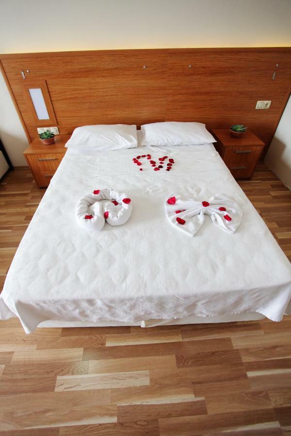 Can Otel Αλικαρνασσός Εξωτερικό φωτογραφία