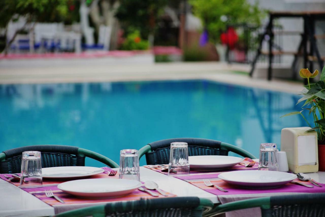 Can Otel Αλικαρνασσός Εξωτερικό φωτογραφία