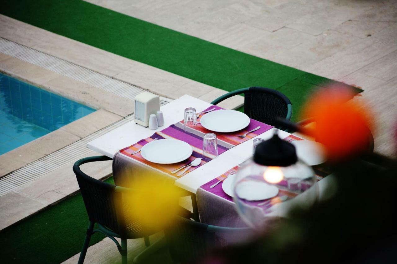 Can Otel Αλικαρνασσός Εξωτερικό φωτογραφία