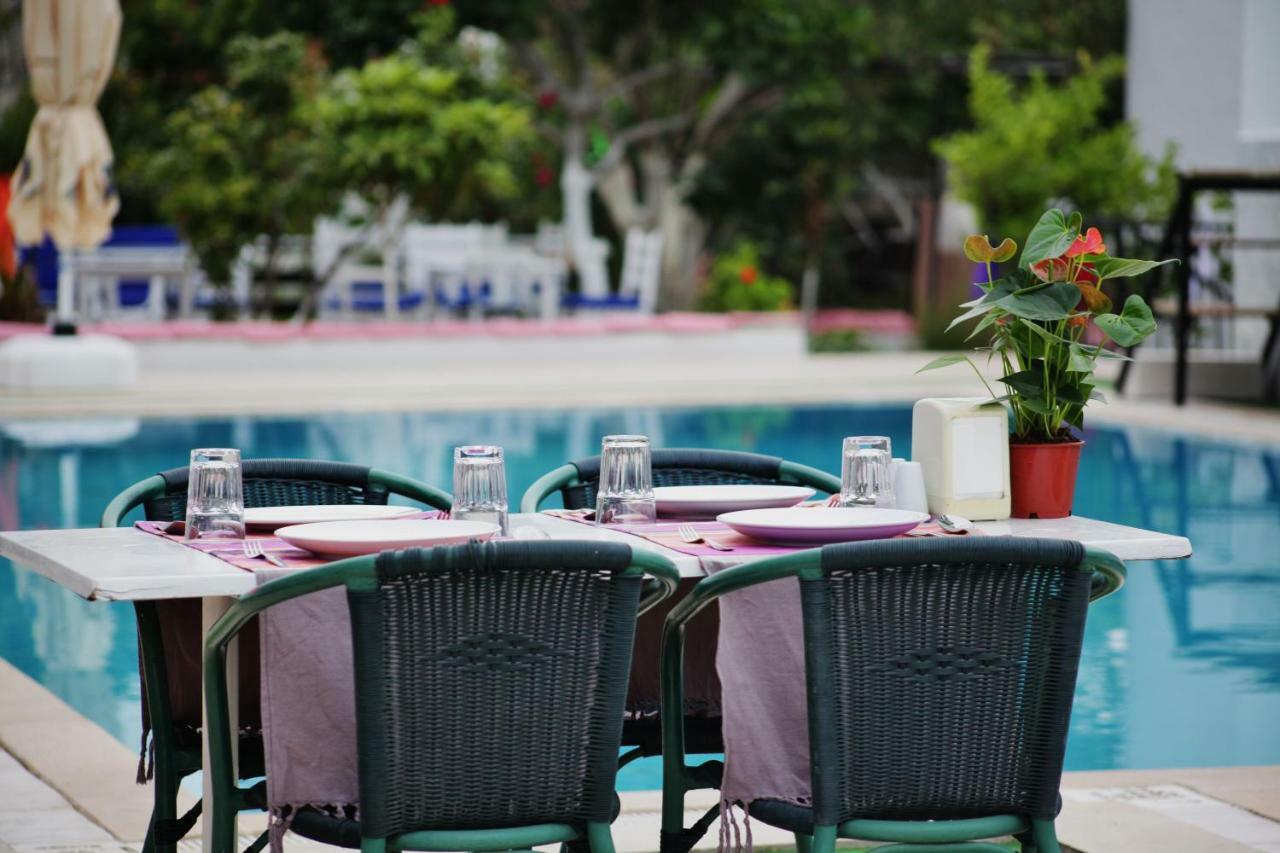 Can Otel Αλικαρνασσός Εξωτερικό φωτογραφία